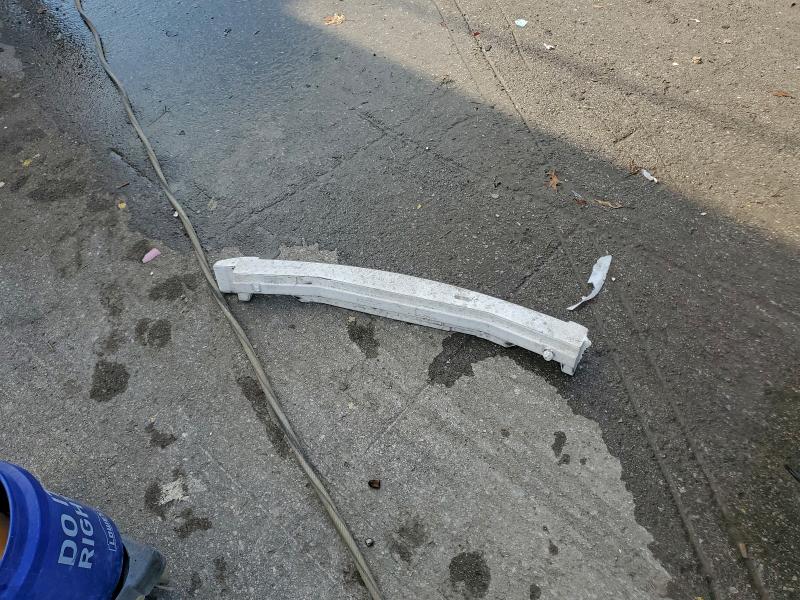 Фото 12 - NISSAN 370Z