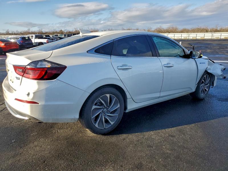 Фото 3 - HONDA INSIGHT