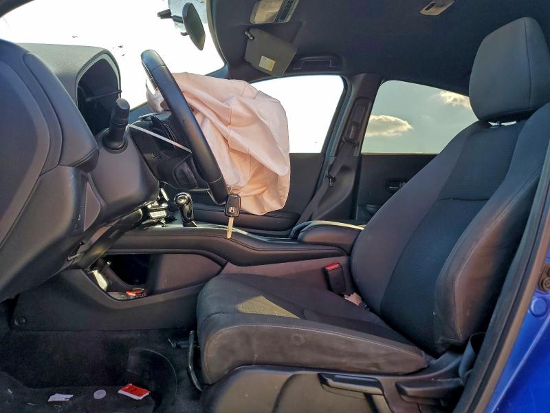 Фото 7 - HONDA HR-V