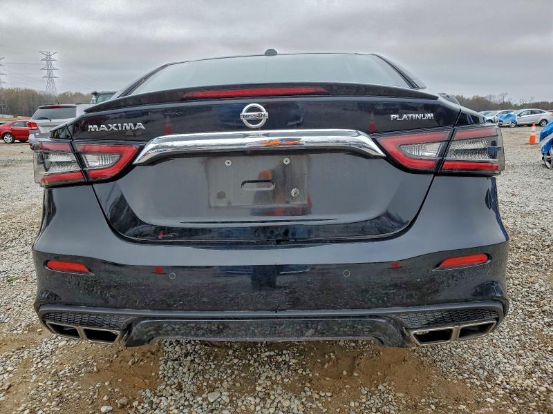 Фото 6 - NISSAN MAXIMA