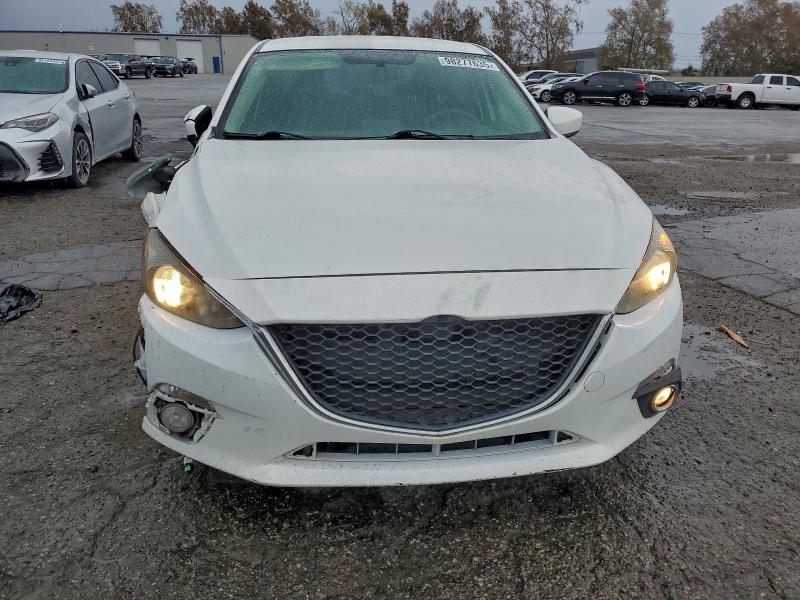 Фото 5 - MAZDA 3