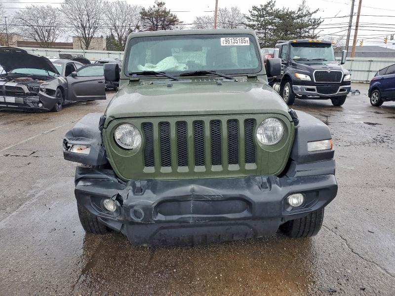 Фото 5 - JEEP WRANGLER