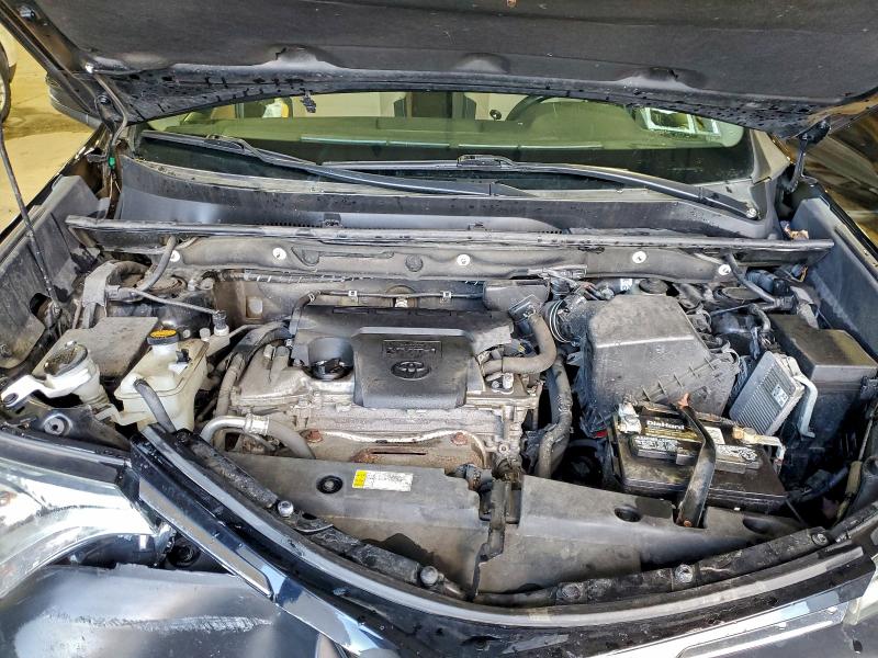 Фото 12 - TOYOTA RAV4