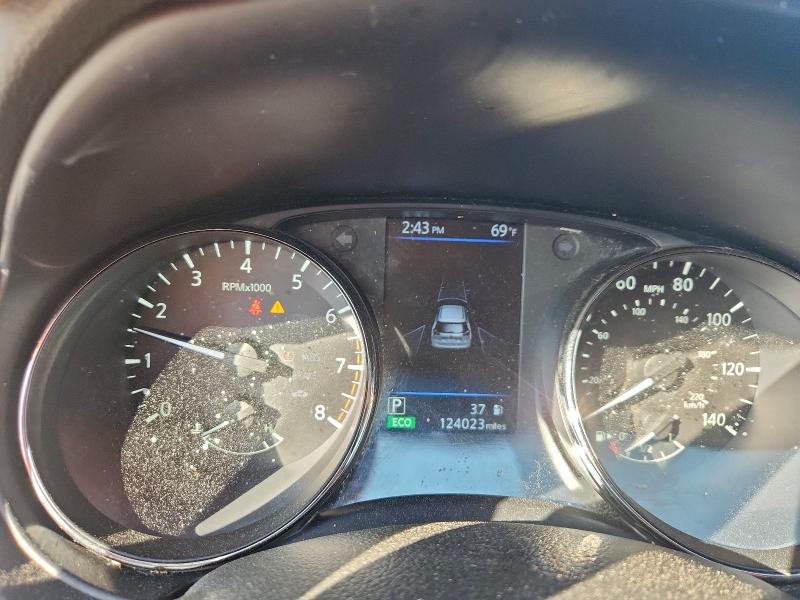 Фото 9 - NISSAN ROGUE