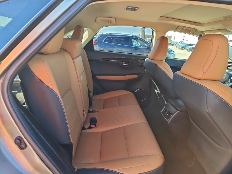 Фото 11 - LEXUS NX