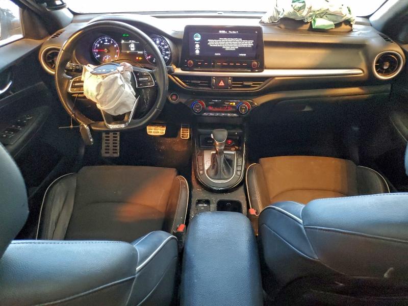 Фото 8 - KIA FORTE