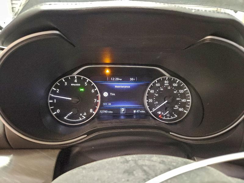 Фото 9 - NISSAN MAXIMA