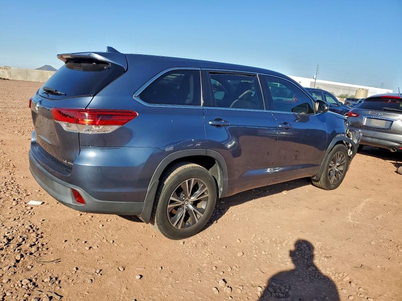 Фото 3 - TOYOTA HIGHLANDER