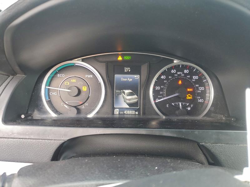 Фото 9 - TOYOTA CAMRY