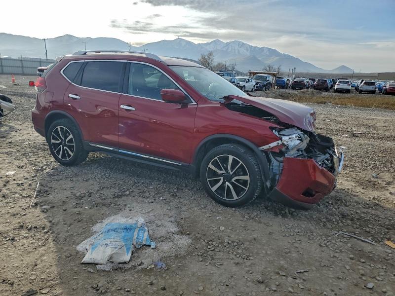 Фото 4 - NISSAN ROGUE