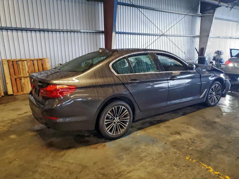 Фото 3 - BMW 5 SERIES