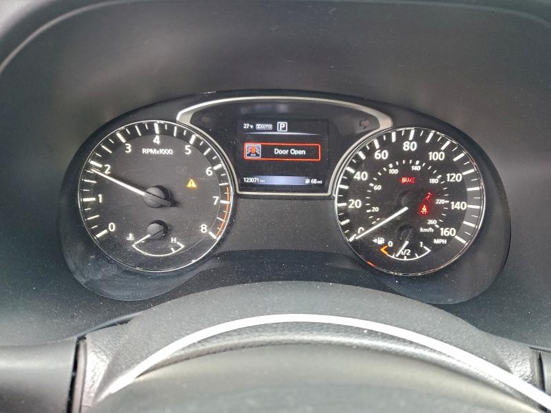 Фото 9 - NISSAN PATHFINDER