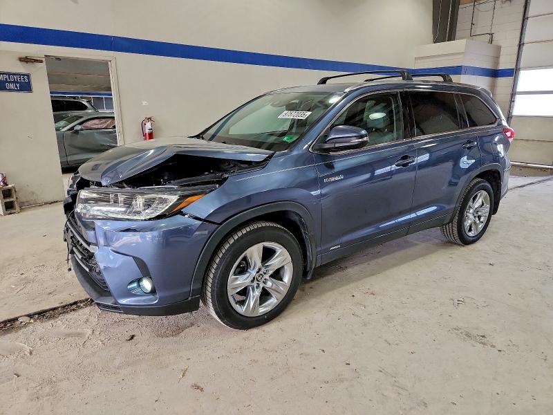 Фото 1 - TOYOTA HIGHLANDER