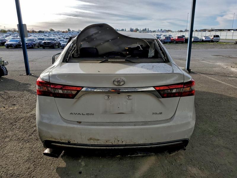 Фото 6 - TOYOTA AVALON