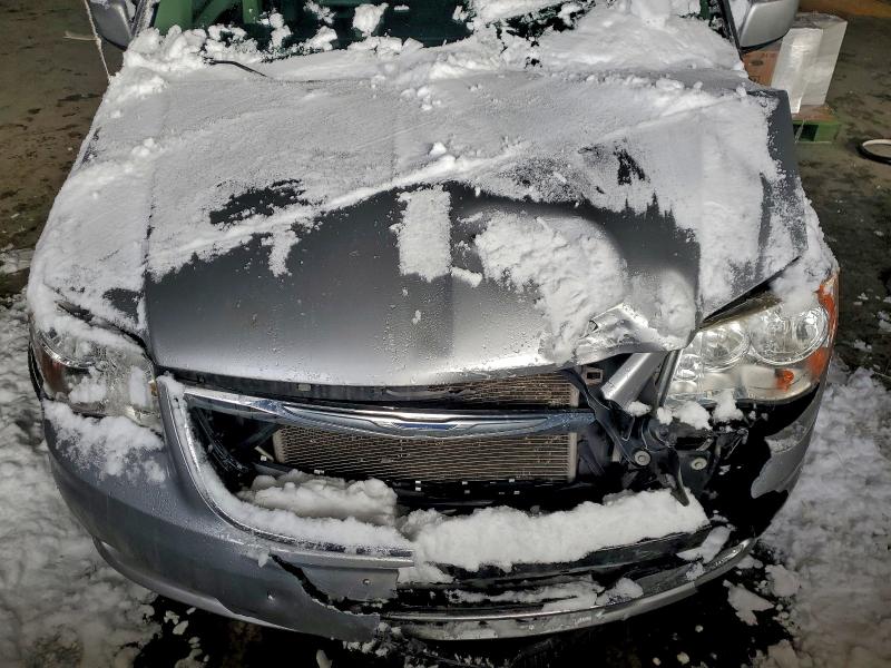 Фото 12 - CHRYSLER MINIVAN