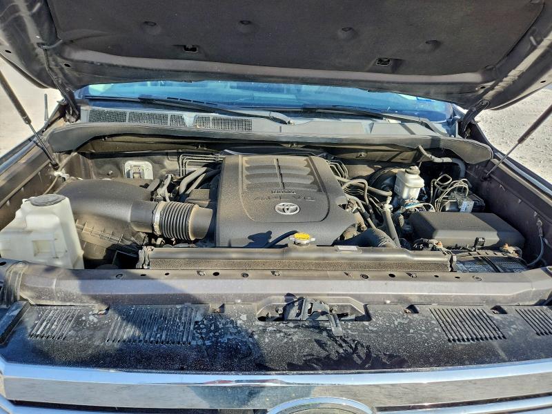 Фото 11 - TOYOTA TUNDRA