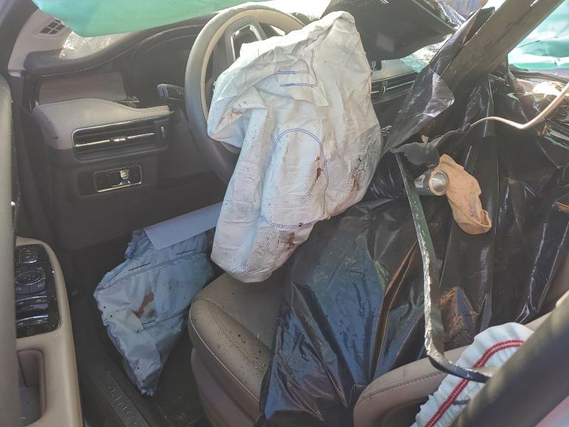 Фото 8 - LINCOLN CORSAIR