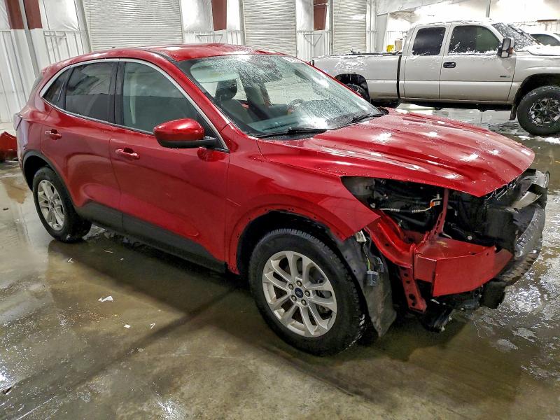 Фото 4 - FORD ESCAPE