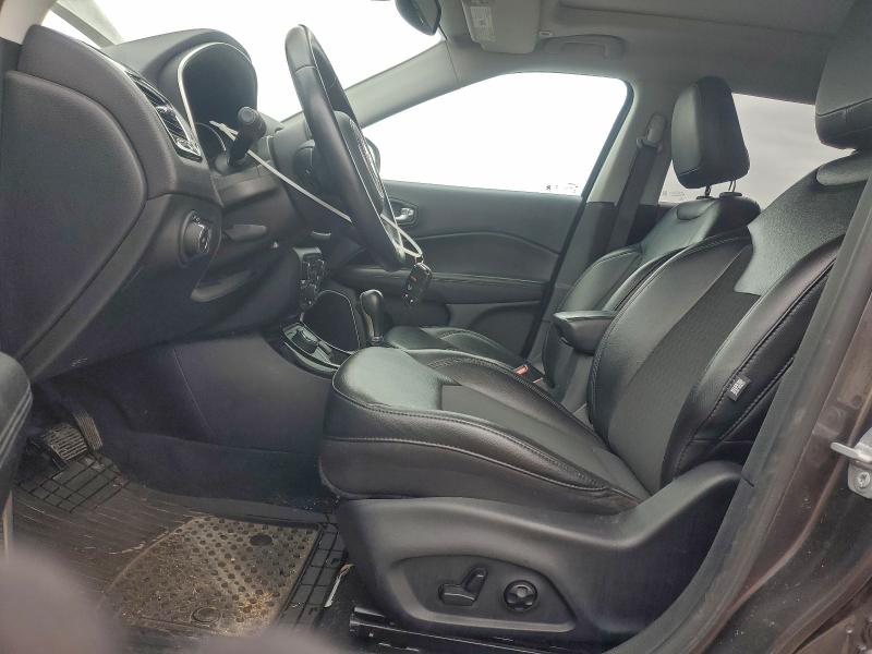 Фото 7 - JEEP COMPASS