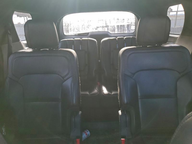 Фото 10 - FORD EXPLORER