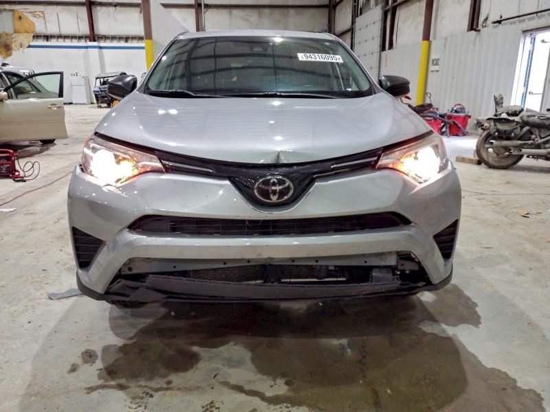 Фото 5 - TOYOTA RAV4