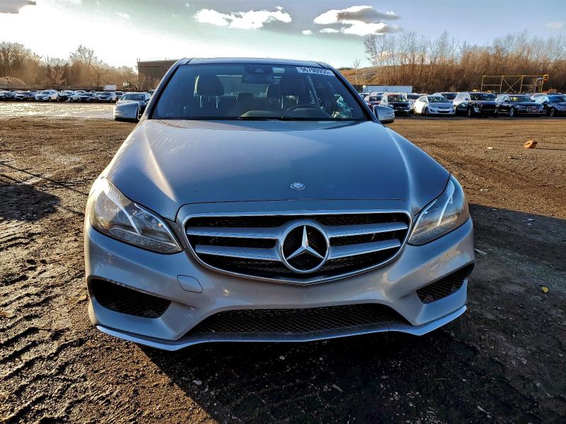 Фото 5 - MERCEDES-BENZ E-CLASS