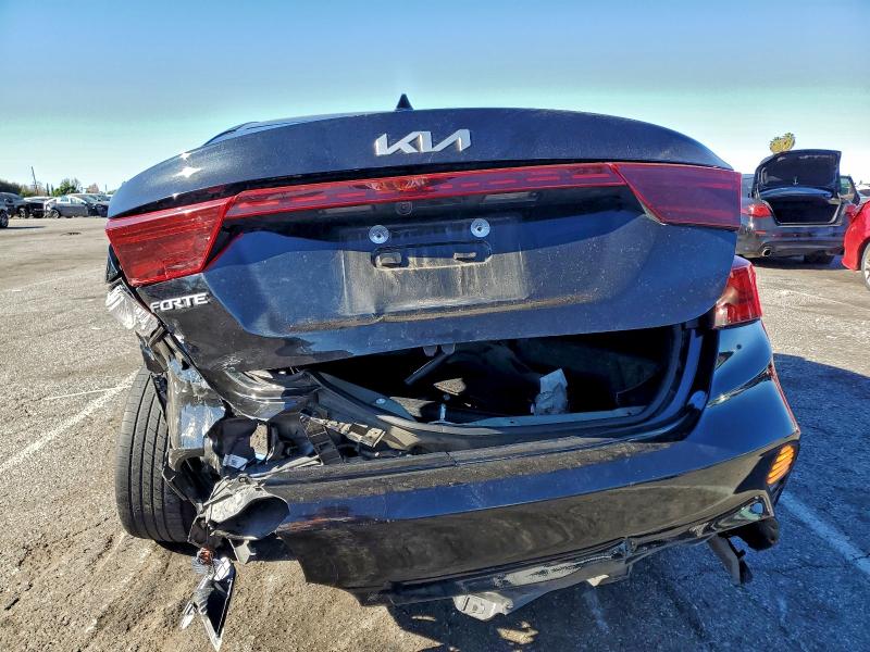 Фото 6 - KIA FORTE