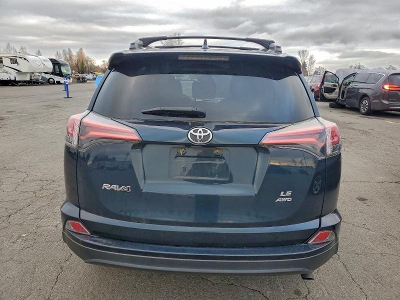 Фото 6 - TOYOTA RAV4
