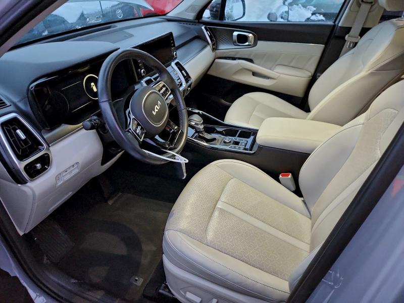 Фото 7 - KIA SORENTO