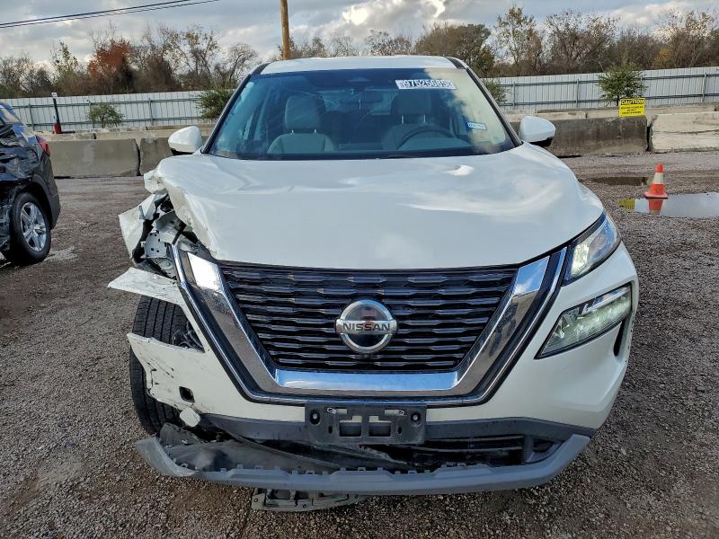 Фото 5 - NISSAN ROGUE