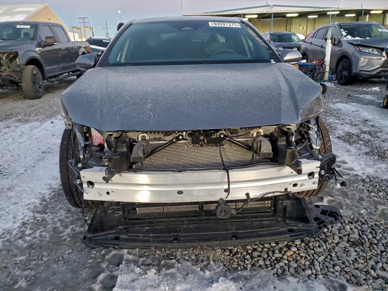 Фото 5 - TOYOTA CAMRY