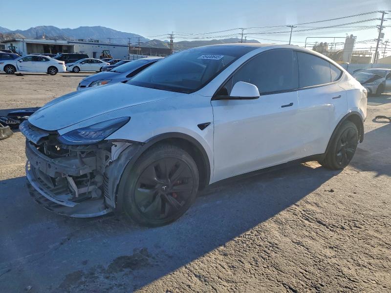 Фото 1 - TESLA MODEL Y