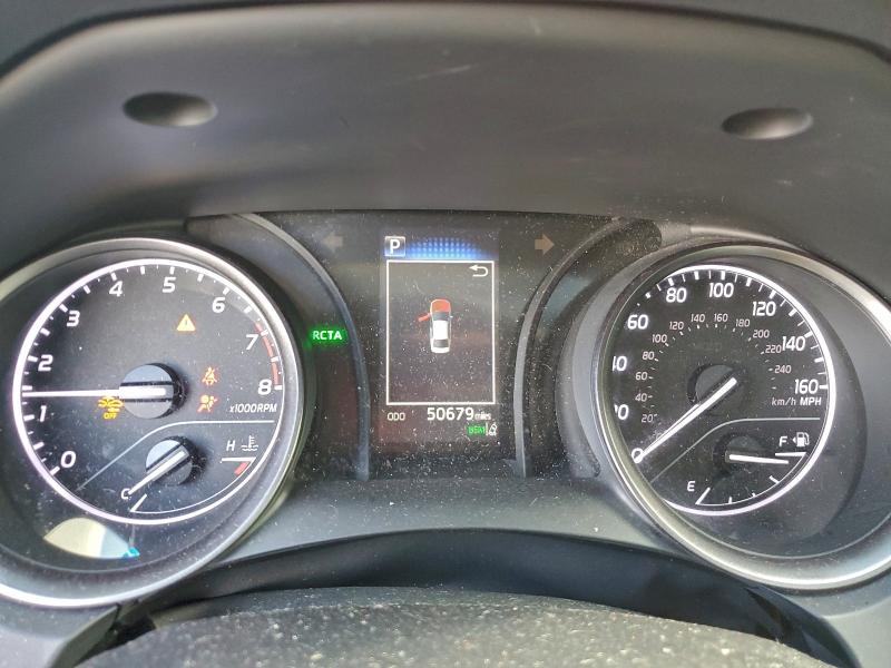 Фото 9 - TOYOTA CAMRY