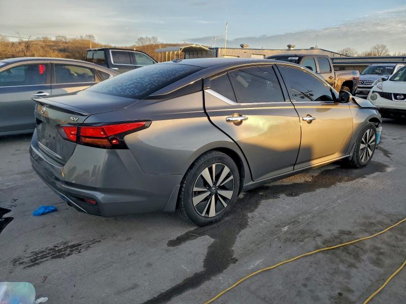 Фото 3 - NISSAN ALTIMA