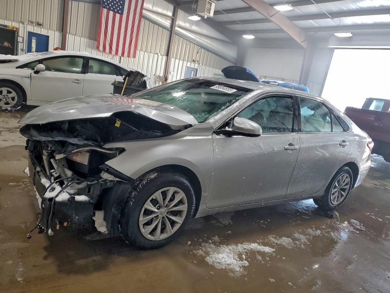 Фото 1 - TOYOTA CAMRY