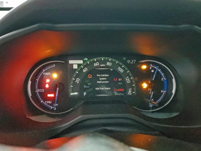 Фото 9 - TOYOTA RAV4