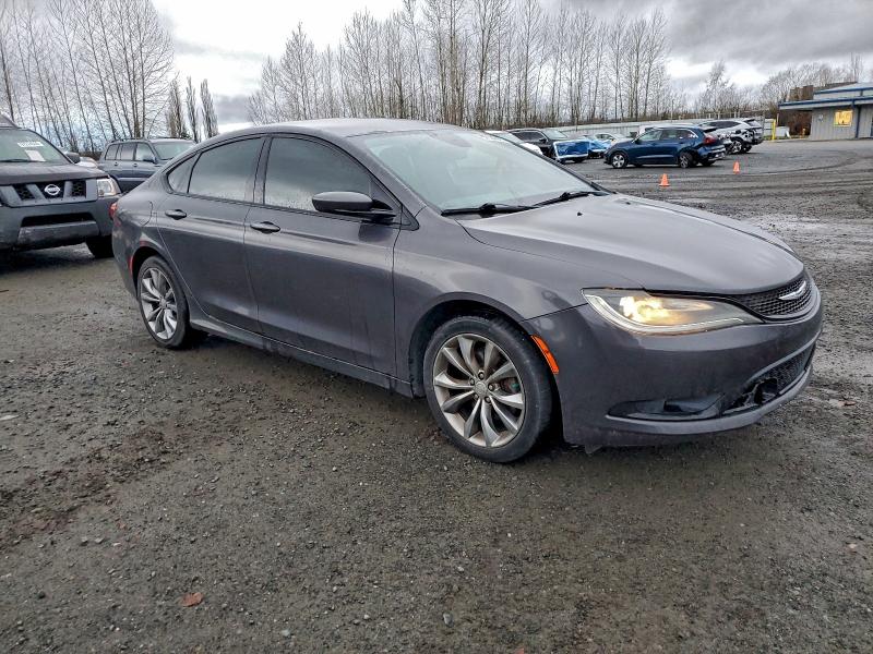 Фото 4 - CHRYSLER 200