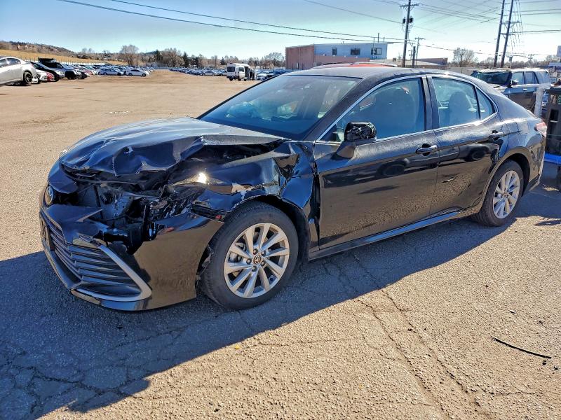 Фото 1 - TOYOTA CAMRY