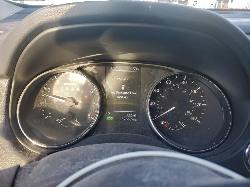 Фото 9 - NISSAN ROGUE