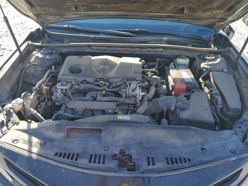 Фото 11 - TOYOTA CAMRY