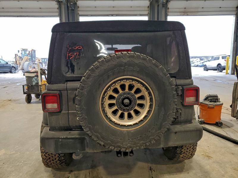 Фото 6 - JEEP WRANGLER