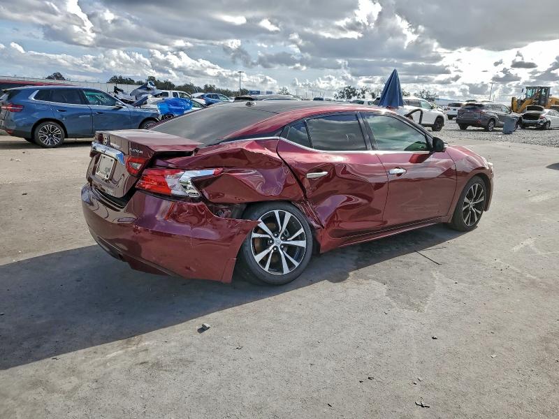 Фото 3 - NISSAN MAXIMA
