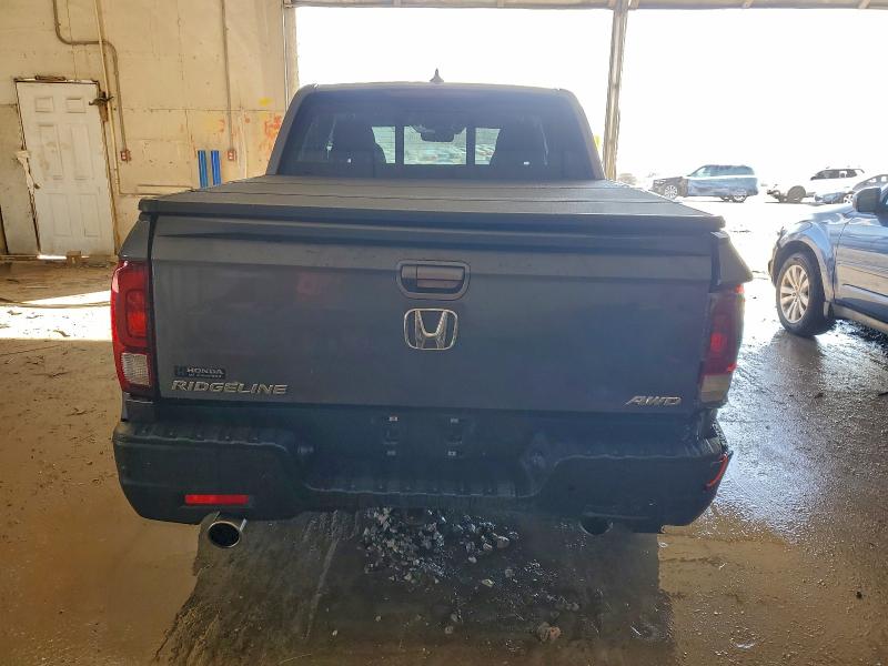 Фото 6 - HONDA RIDGELINE