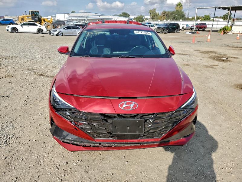 Фото 5 - HYUNDAI ELANTRA