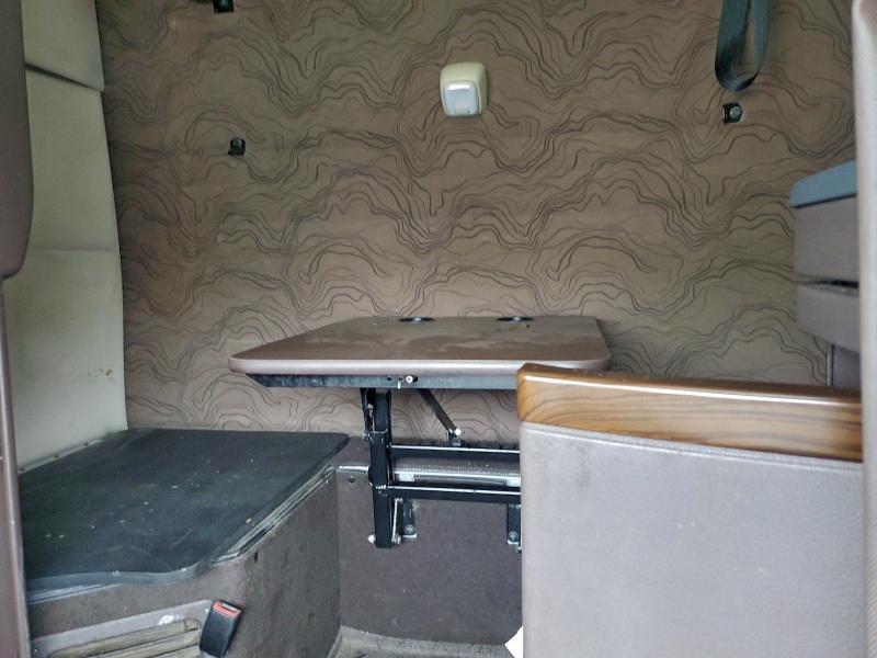 VOLVO VN 2015 VIN 4V4NC9EH6FN916858