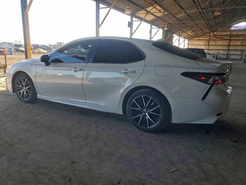 Фото 2 - TOYOTA CAMRY