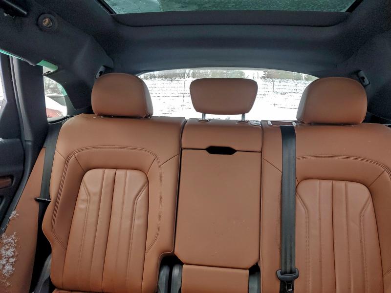 Фото 10 - AUDI Q5