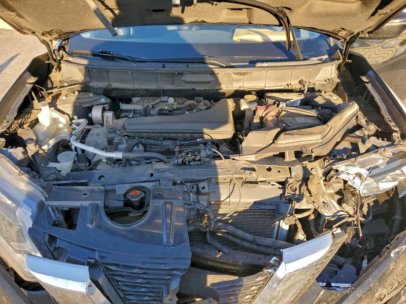 Фото 12 - NISSAN ROGUE