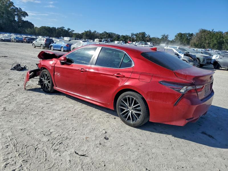 Фото 2 - TOYOTA CAMRY