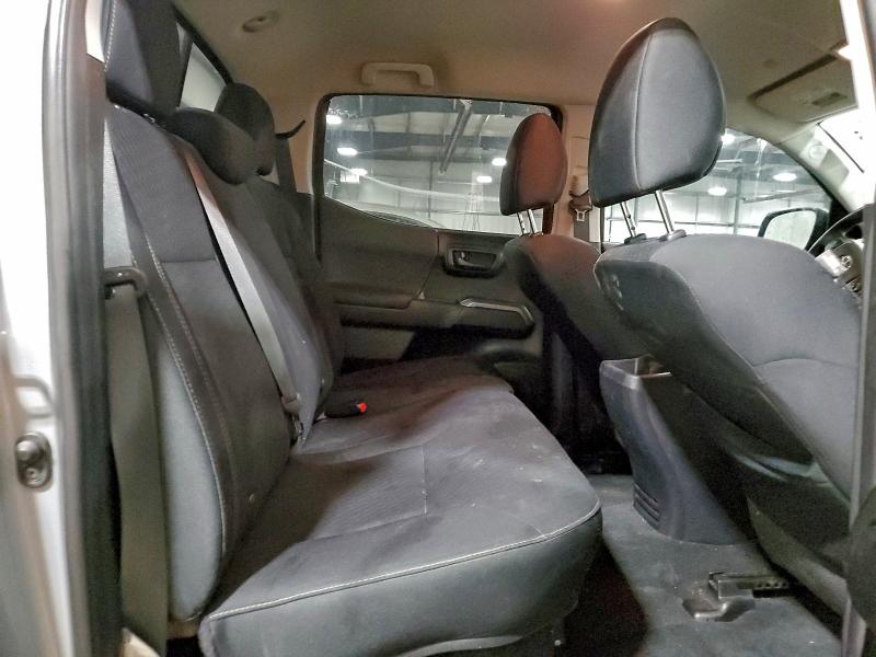 Фото 10 - TOYOTA TACOMA